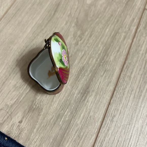 Limoges Trinket Box LaGloriette No. 145/250 Handpainted France Cranberry & Gold - Picture 6 of 11